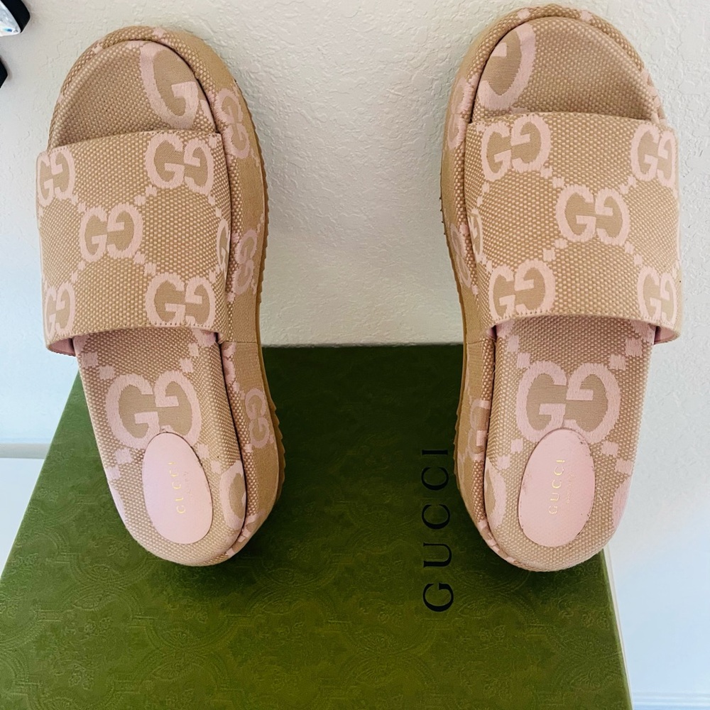 Gucci Jumbo GG Platform Slide Sandal